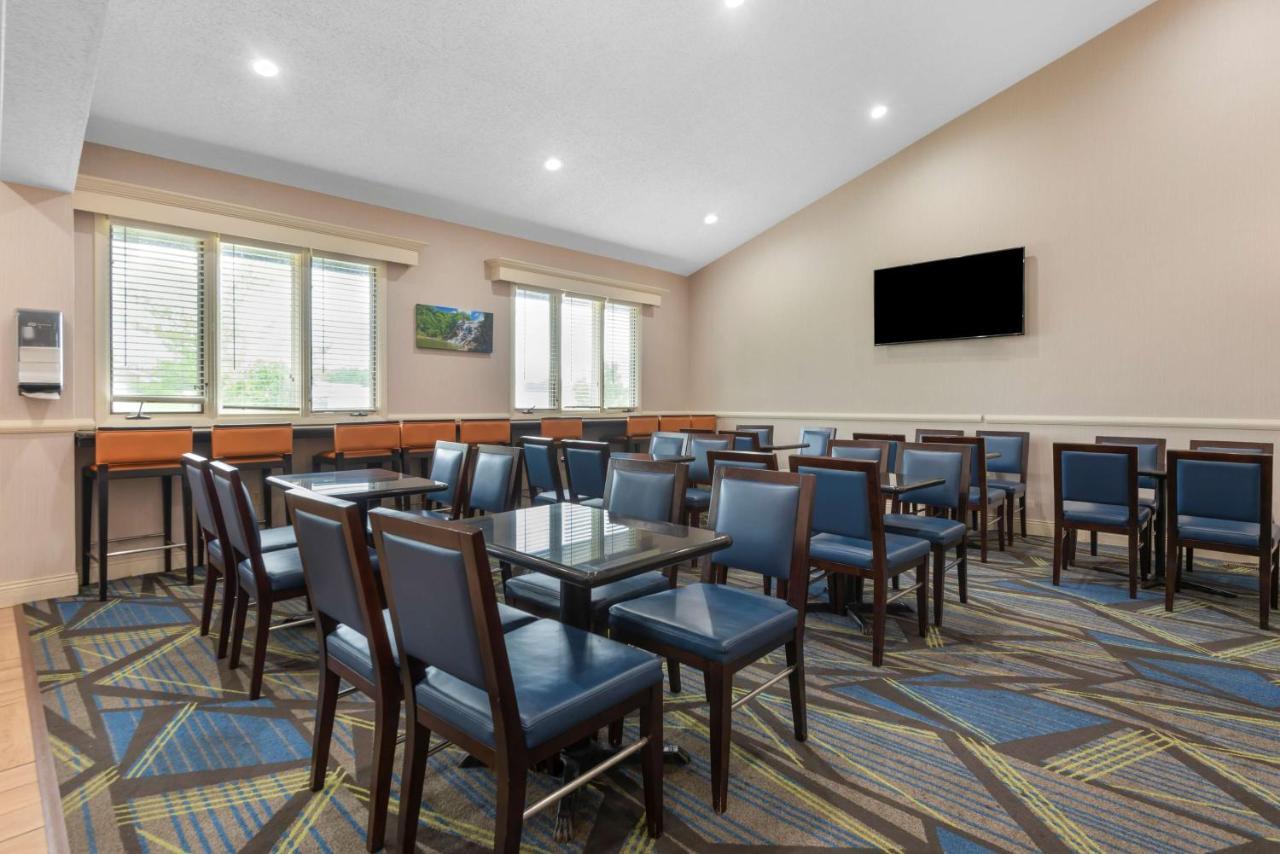 Best Western University Inn Ithaca Extérieur photo