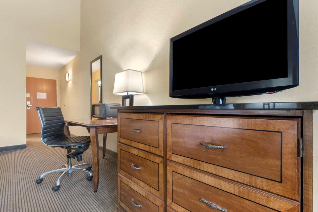 Best Western University Inn Ithaca Extérieur photo