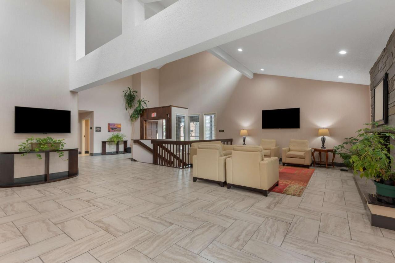 Best Western University Inn Ithaca Extérieur photo