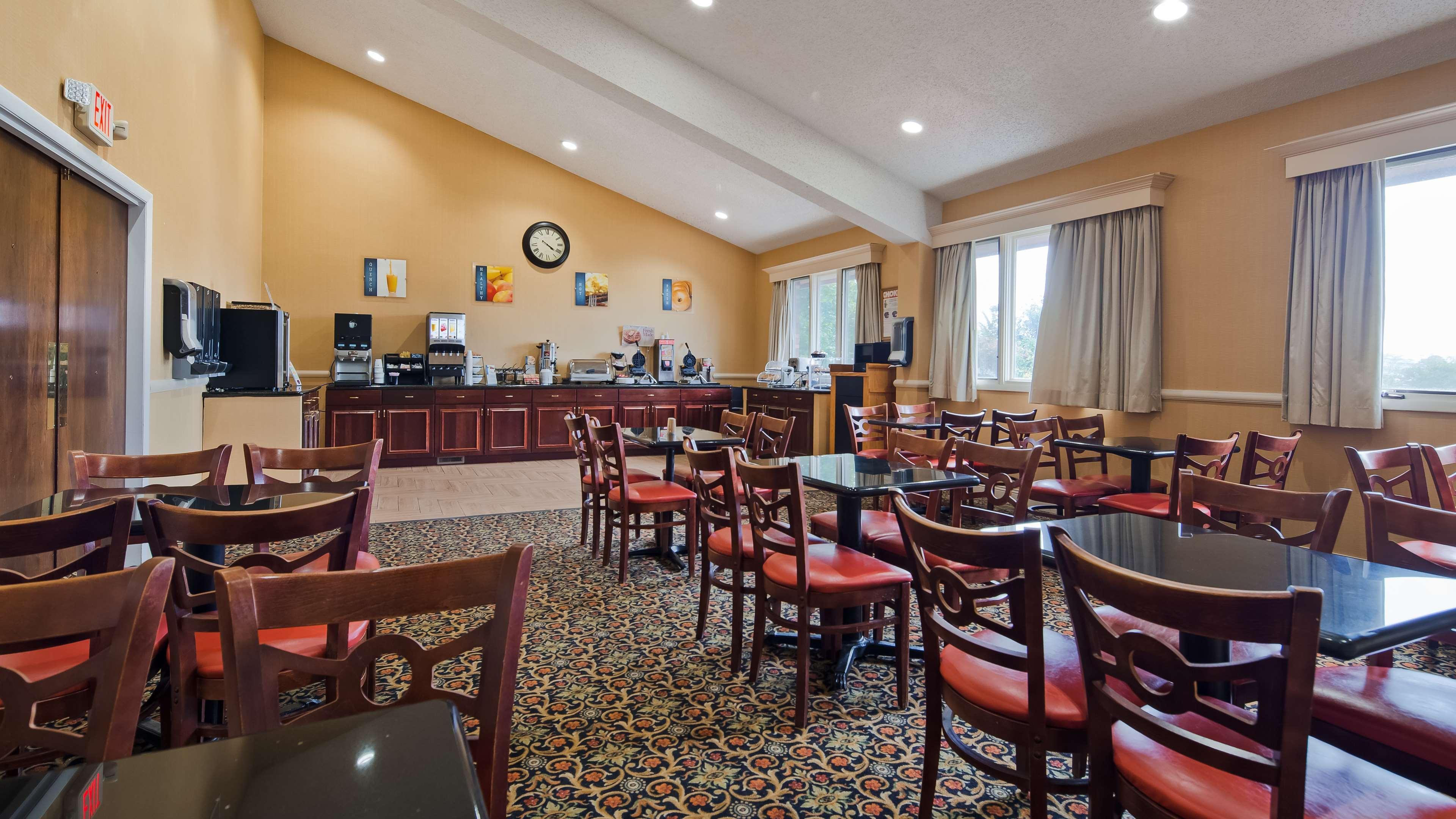 Best Western University Inn Ithaca Extérieur photo