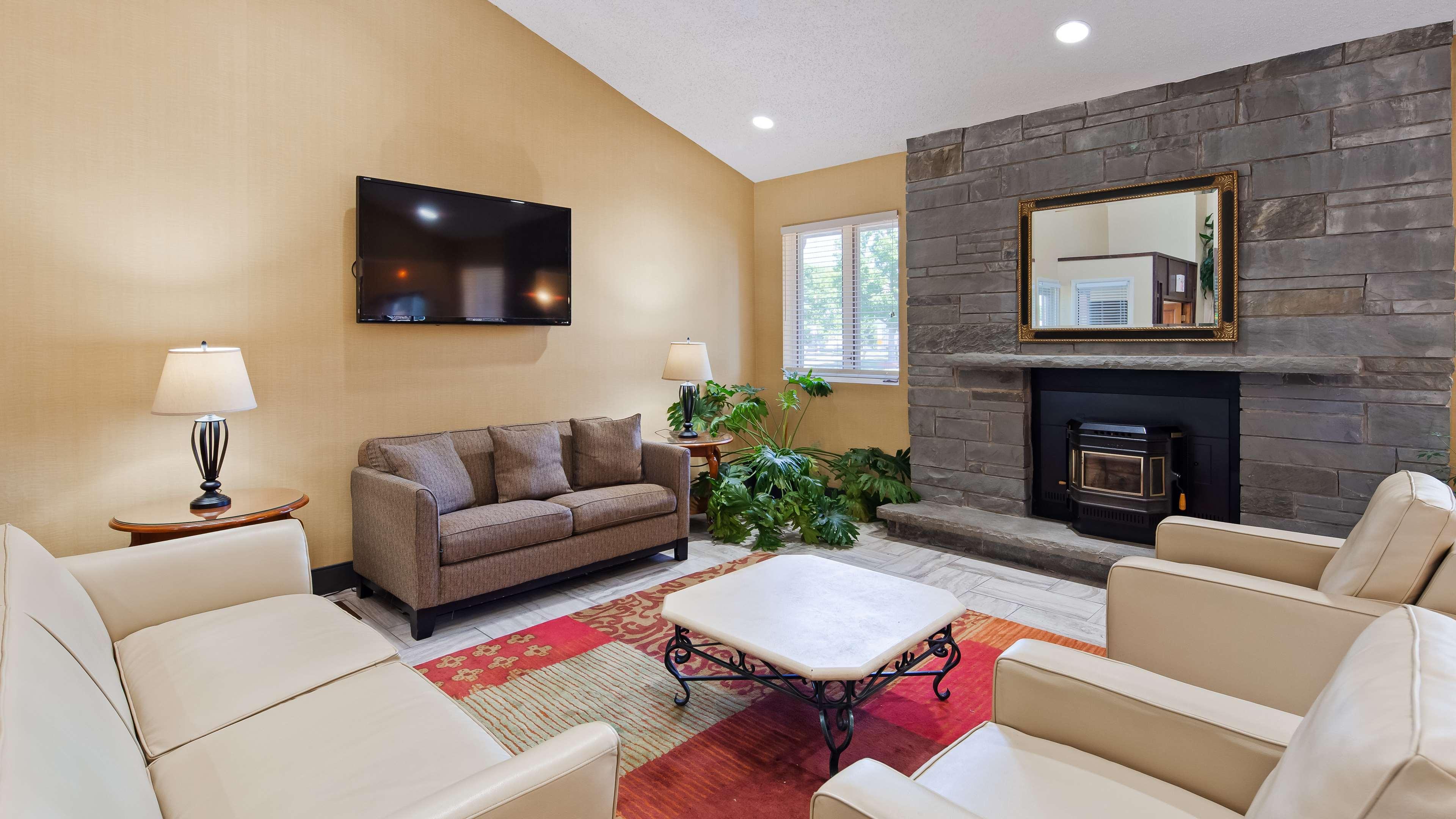 Best Western University Inn Ithaca Extérieur photo