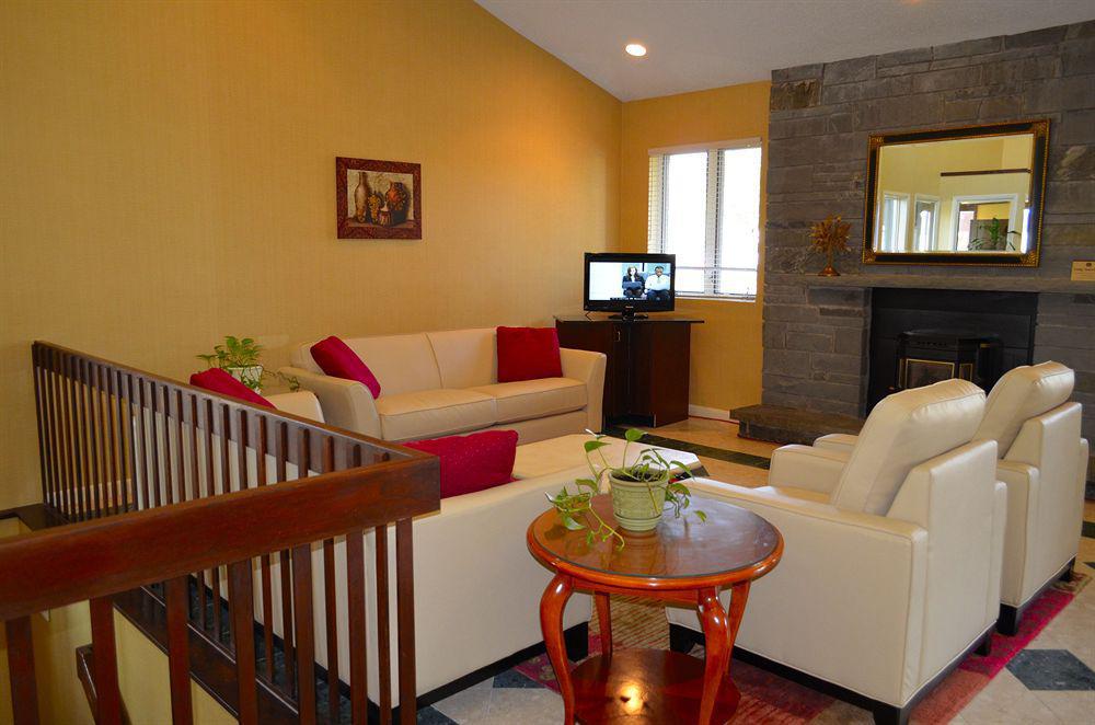 Best Western University Inn Ithaca Extérieur photo